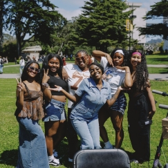 SFSU_Clubs in Quad_